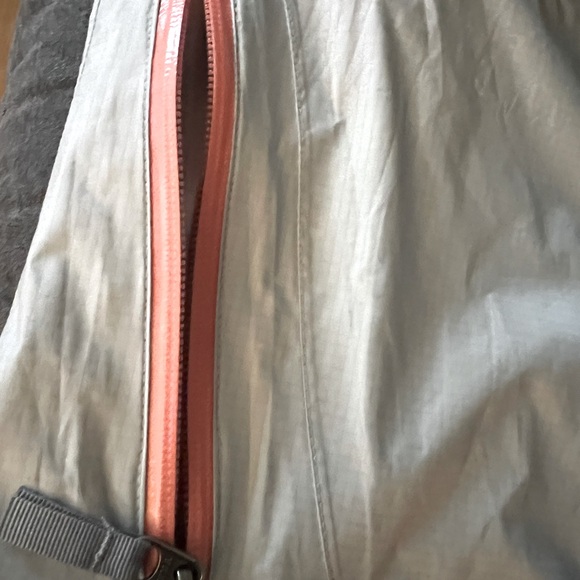 Girls REI raincoat - Picture 6 of 7